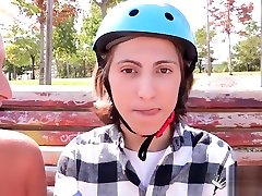 FULANAX-COM - Natalia y Gloria dos Milfs espanolas comparten yogurin