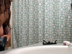 Asian Houseguest has NO IDEA shes gonna be on priscilla chan - bathroom spy cam