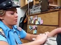 Massive blood mummy Police Officer Pawns Her Vagina And Smashed