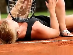 Face smothering at the tennis court with 120kg bitch