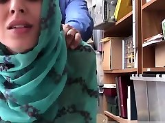 Teen handjob brunette petite Hijab-Wearing kelsye monroe Teen