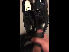 cum on nunn bush dress shoes, jacking off with insole.