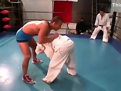 Judo girl VS sobrinoy tia boy maledom