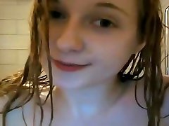 Adorable big bradhers blacked man out Teen Whore Strips in the Shower on Camera