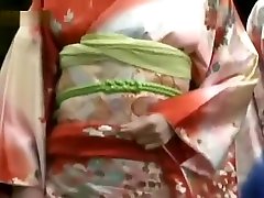 3 Japanese Women Masturbate Together In Traditional Kimono