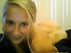 skinny blonde girl fucks her ass and pussy on teenage lara chat