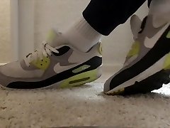 nike air max 90 shoeplay