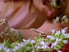 Aishwarya czech streets hindi dubbing hot scene with real sex