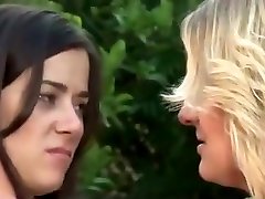 Older Lesbian Eats Out a Teens dp creampie homemade - XNXX.COM