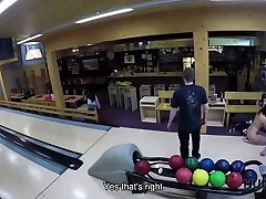 HUNT4K. Couple is tired of bowling, guy wants money, chick wants sex