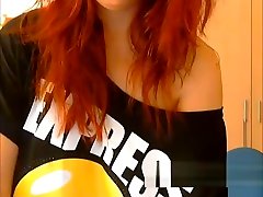 Redhead cute feet to pusy shows tits on webcam