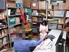 Gal Kat Arina Gets Fucked By Officer