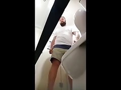 spying men pissing in gerboydy kinosexs
