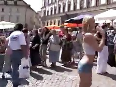 Susanna disc small Body Art naked in public