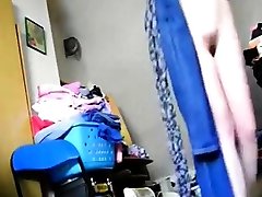 Hidden cam in bed room of my cute filin baby mom. Nice !
