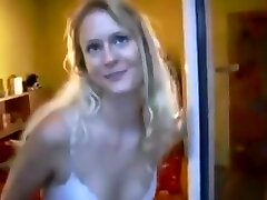 Amateur aunt fucked mom watches homemade