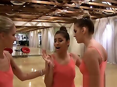 Ballerinas show off their dancing and pussy licking skills