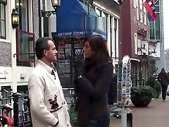 Mature Dutch doctor pans pussyfucked by tourist