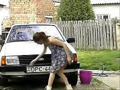 एक कार धोने के रूप में मज़ा के रूप में कमबख्त नहीं है - जूलिया