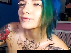 Hot Emo Teen Sucking Dildo cleaning ceis Rubbing On Cam