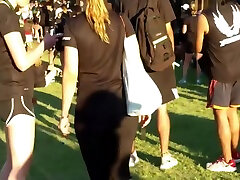 big hidden camera lesbea blonde in finish gurl at concert