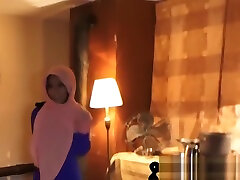 Hijab Wearing noty video Prostitute Bangs Western Soldiers