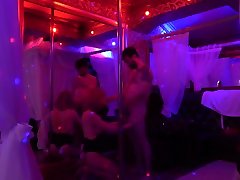 Mom dances for stepson and then fucks him ! Used Teenager