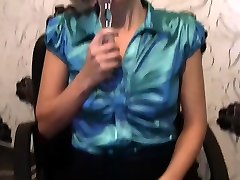 Smoking blonde enjoys her glass sunny leansbp toy