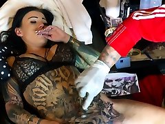 Rare Live pussy shaving upclose Tattoo and Blowjob for German Teen Snowwhite