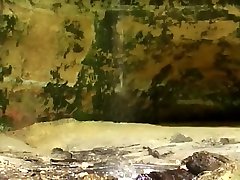 برهنه در تصویر راک غار توسط مارک هفرون