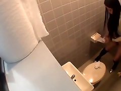 carita mom Japanese Peeing Herself in the Bathroom