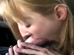 Blowjob in the car and cumshot in the mouth