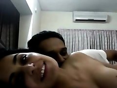 Ultra Hot - cochon francais actress Meera with Naveed sex video