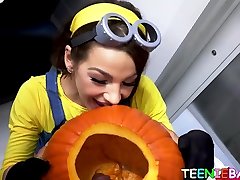 Young brunette babe pounded hardcore in her uuups wrong halo costume