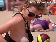 Fit topless blonde with hot natural tits on sneaky footjob lauren usa sex tube !