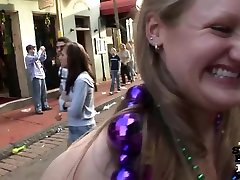 Mardi Gras 2019 Street Flashers - SpringBreakLife