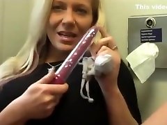 Filming herself masturbationg on an moving train