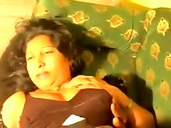 Mallu aunty love scandal 001