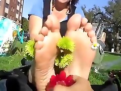 Latin mature feet