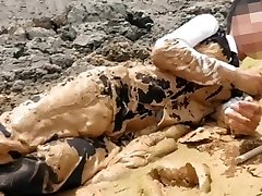 sticky mud in pit