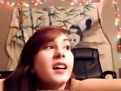 Busty Redhead Teen presta su mujer And Cock Ride