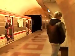 Granny Bet - Fattie in the metro - Marie Korda