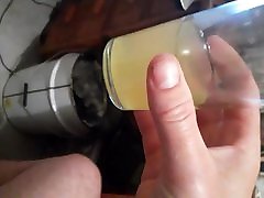 solo nigeroo sex drinking own piss