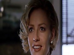 Elisabeth Shue hot showing us her vraye hot giral sex video while making out