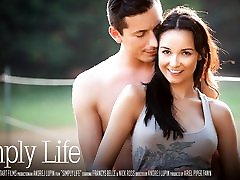 Simply Life - Francys Belle & Nick Ross - SexArt