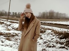 Snow Girl - Melissa teen withlong dick - MetArtX
