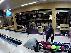 HUNT4K. Couple is tired of bowling, guy wants money