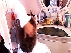 my chubby mom fucked by her hairdresser