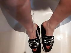 Piss on BBW wife sandals