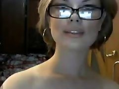 Hot busty hd full free sex videos babe is on her webcam